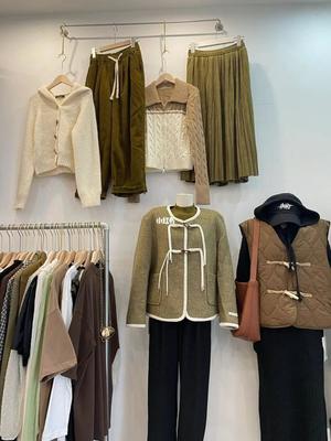 想開一家服裝店但是又沒經(jīng)驗(yàn)怎么辦?揭秘創(chuàng)業(yè)機(jī)會(huì)與好處,助你零經(jīng)驗(yàn)也能開店成功!